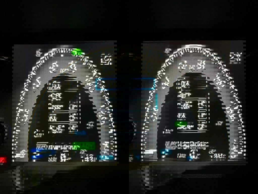 Used 2025 Toyota RAV4 XSE w/ Weather Package image 24