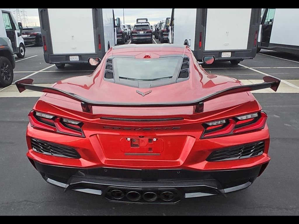 Used 2023 Chevrolet Corvette Z06 w/ Z07 Performance Package image 8