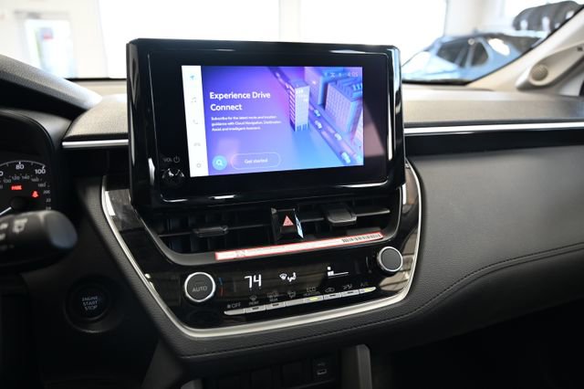 Used 2024 Toyota Corolla Cross LE w/ Moonroof Package AWD/4WD image 15