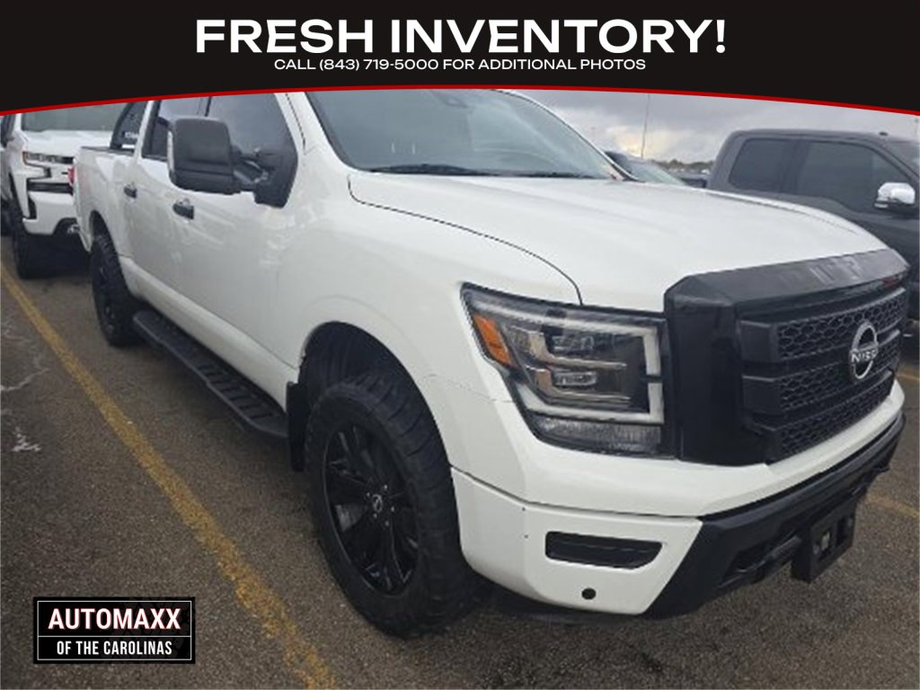 Used 2023 Nissan Titan SV w/ SV Convenience Package