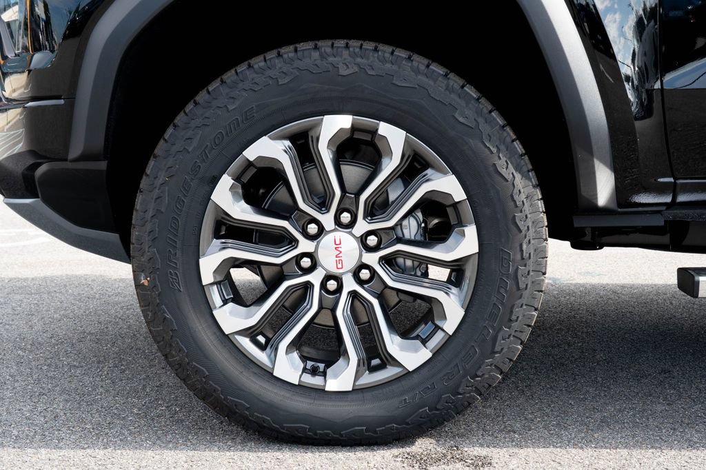 New 2026 GMC Canyon Denali AWD/4WD image 35