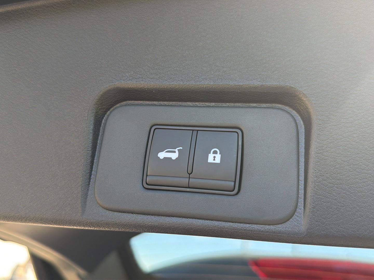 New 2026 Nissan Rogue SV w/ Cold Weather Package FWD image 33