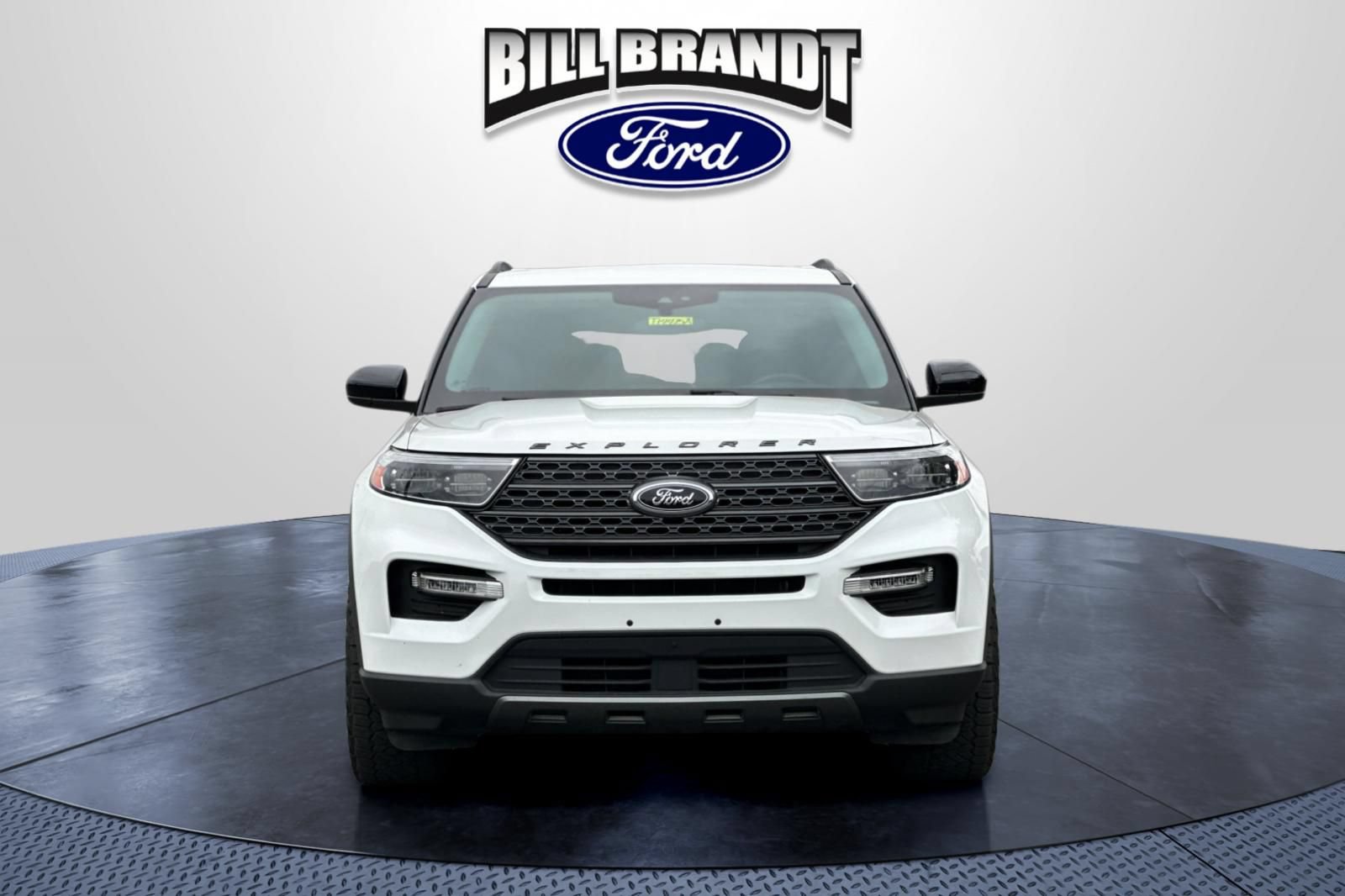 Used 2023 Ford Explorer XLT w/ Equipment Group 202A AWD/4WD image 8