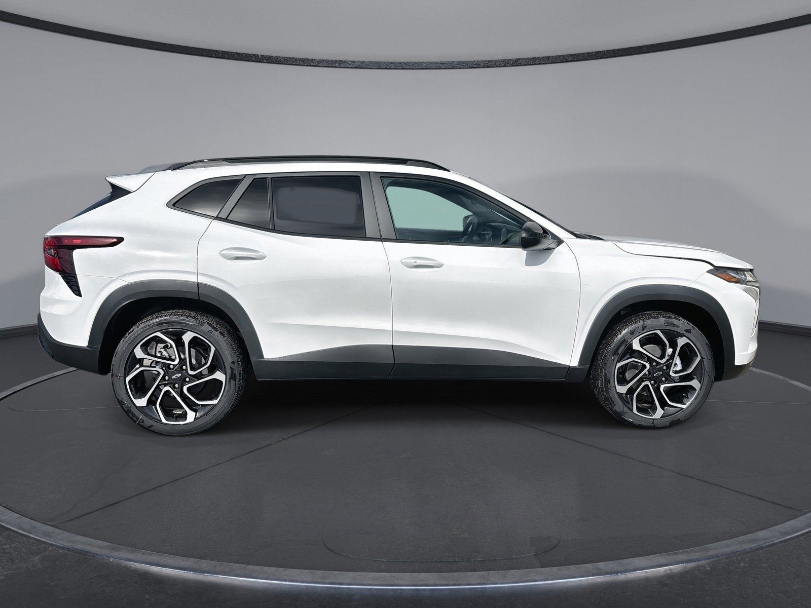 New 2026 Chevrolet Trax RS FWD image 9