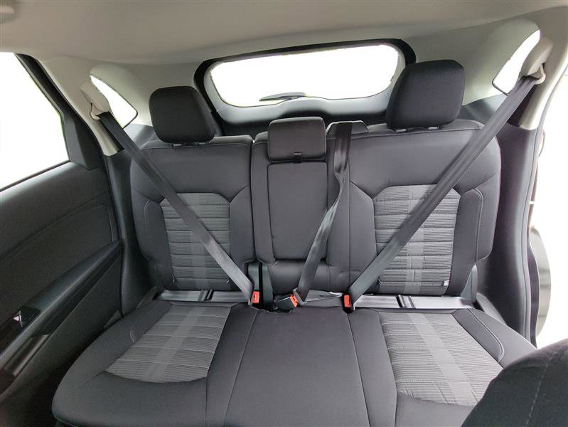 Used 2016 Ford Edge SEL image 10