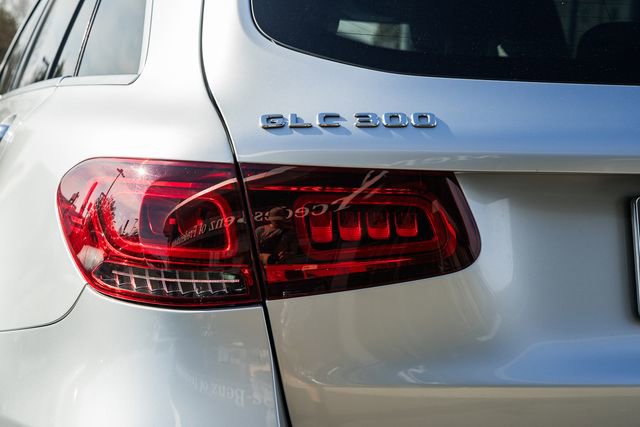 Used 2020 Mercedes-Benz GLC 300 GLC 300 image 7