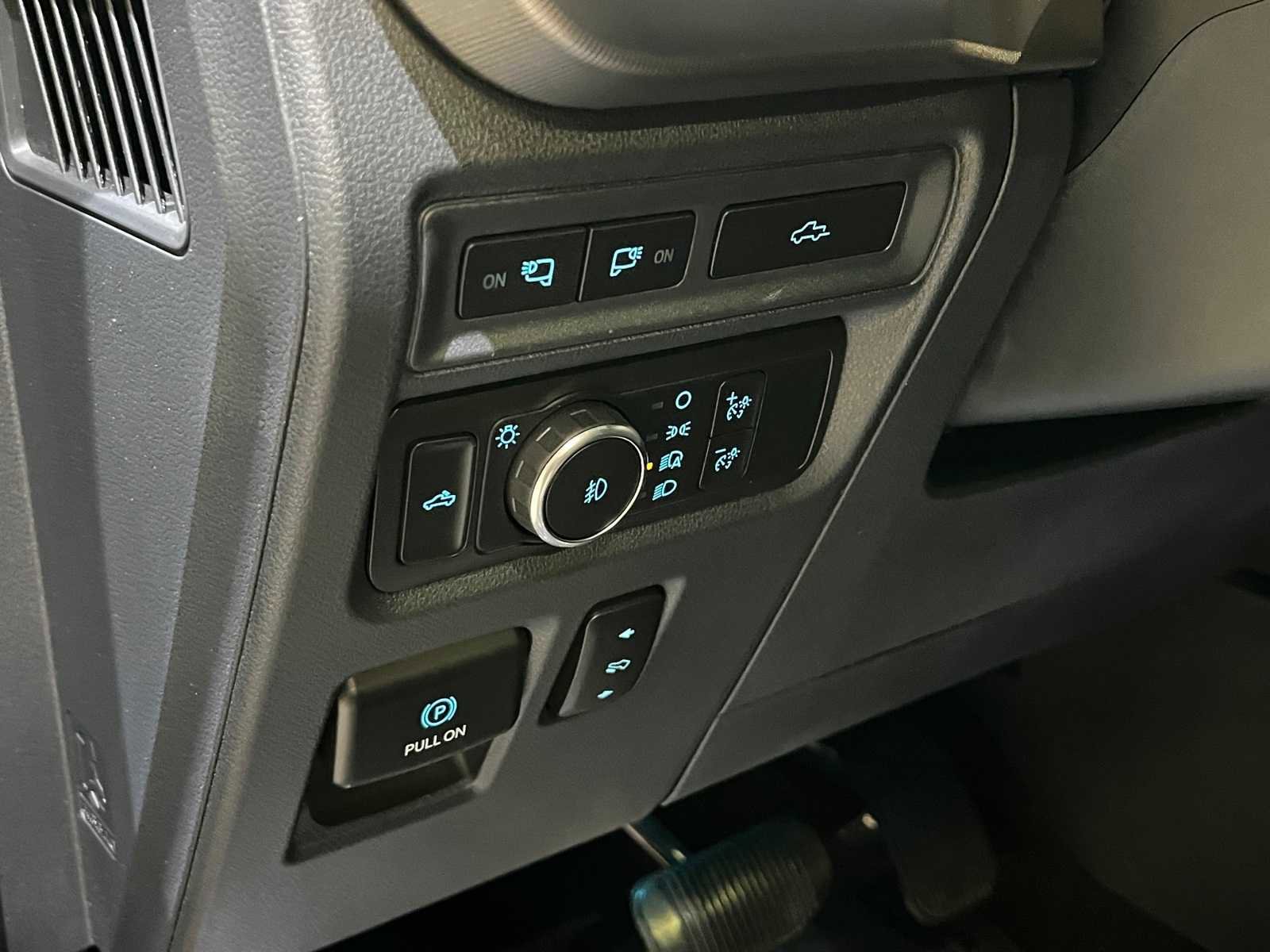 Used 2022 Ford F150 Raptor w/ Equipment Group 801A High image 16