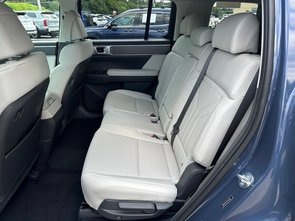 New 2026 Hyundai Santa Fe SEL w/ Tow & Go Package AWD/4WD image 11