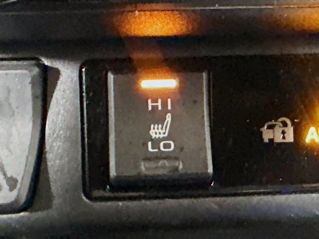 Used 2024 Toyota RAV4 SE AWD/4WD image 15