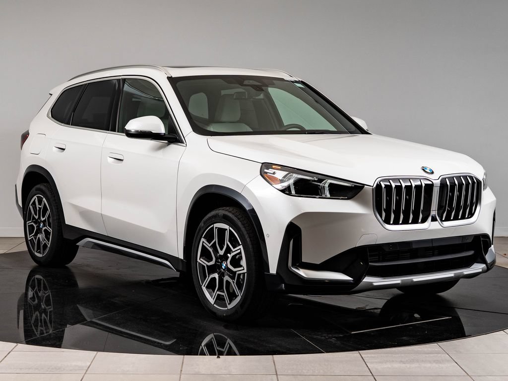 New 2026 BMW X1 xDrive28i w/ Technology Package AWD/4WD image 12