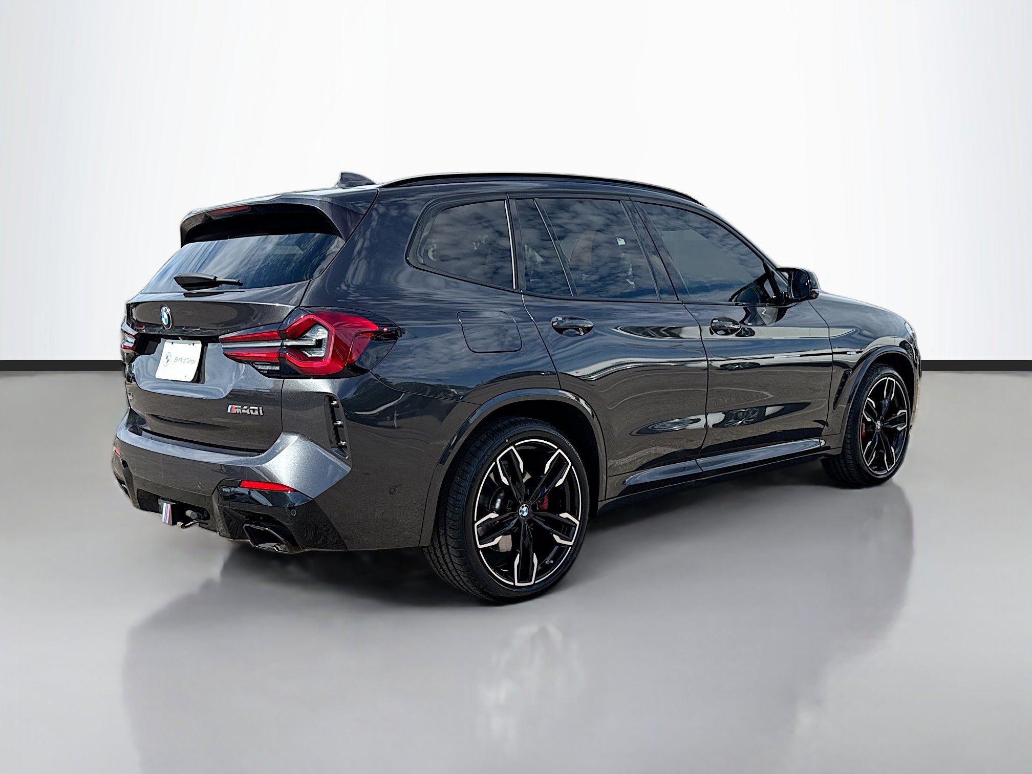 Used 2024 BMW X3 M40i w/ Premium Package image 3