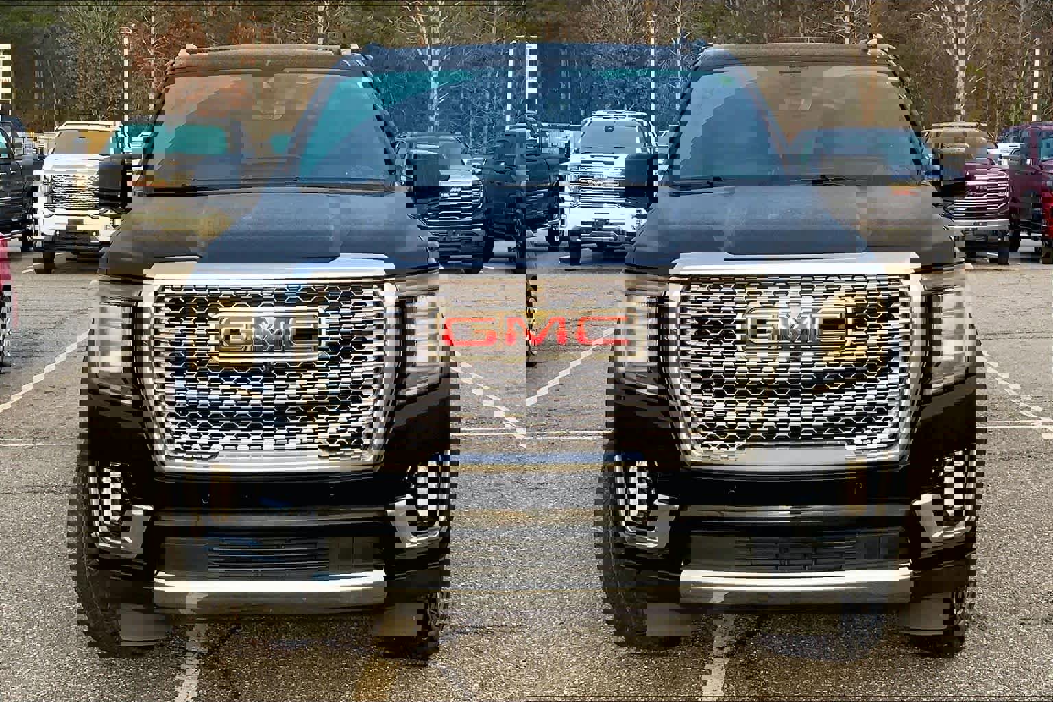 Used 2021 GMC Yukon Denali w/ Denali Ultimate Package image 3