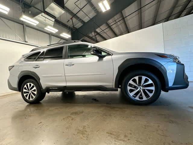 Certified 2024 Subaru Outback Premium AWD/4WD image 3