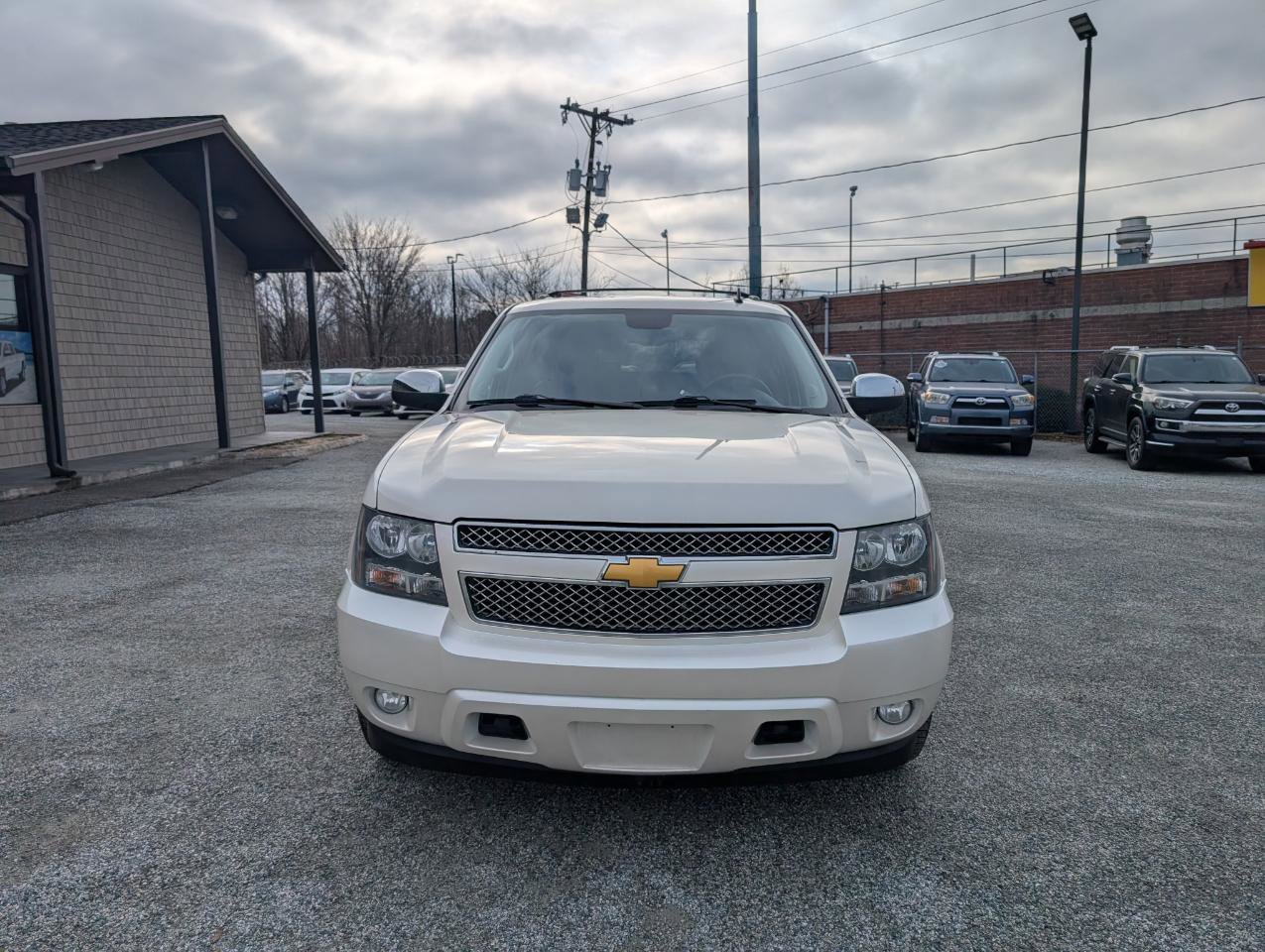 Used 2012 Chevrolet Tahoe LTZ image 2