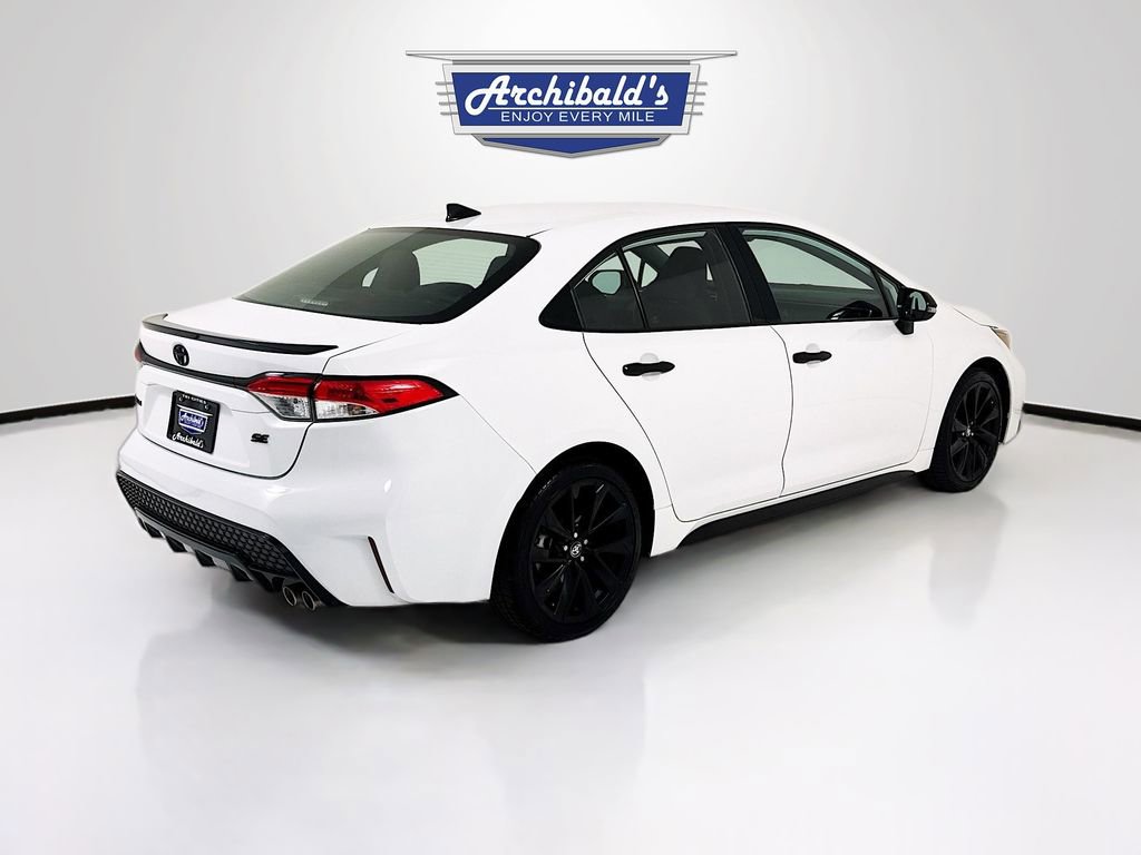 Used 2021 Toyota Corolla SE w/ Carpet Mat Package (TMS) image 8