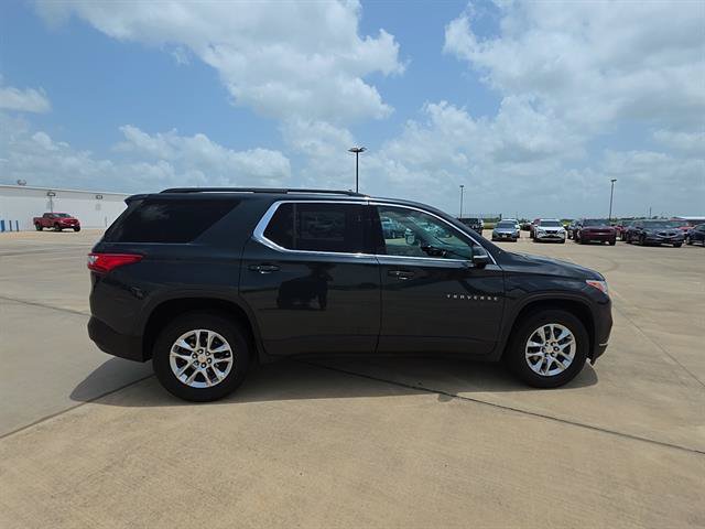 Used 2021 Chevrolet Traverse LT FWD image 4