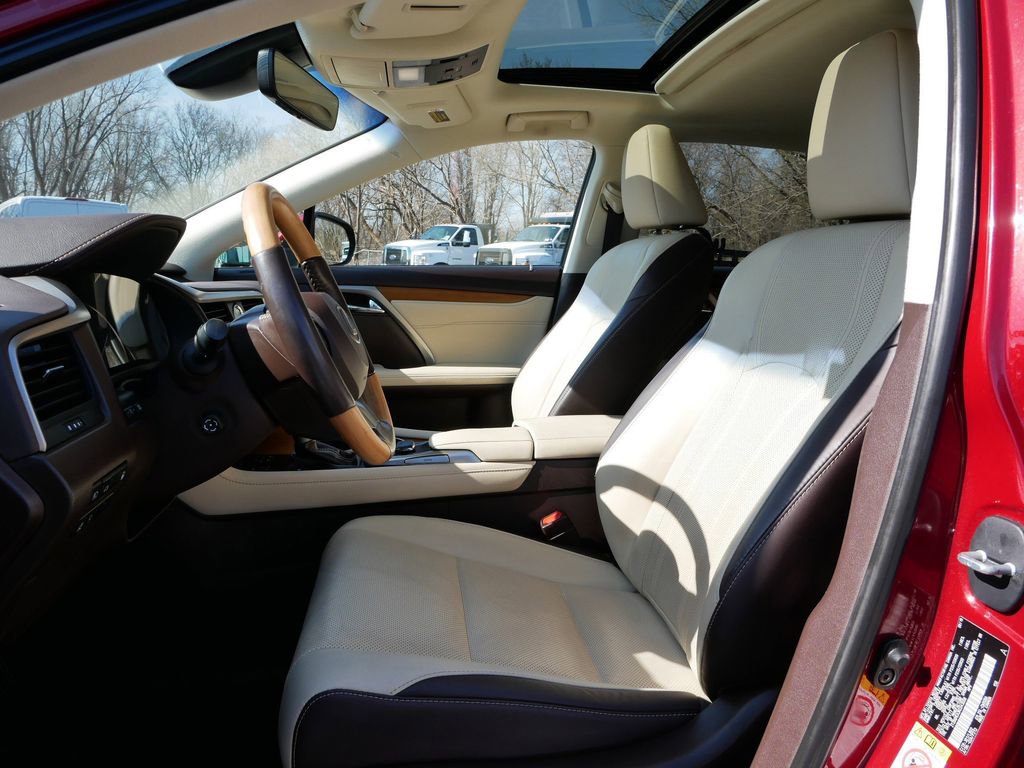 Used 2019 Lexus RX 450h AWD w/ Navigation Package image 10