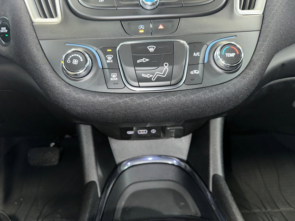 Used 2022 Chevrolet Malibu RS image 12