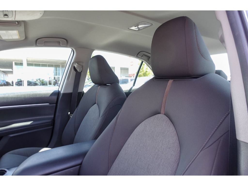 Certified 2019 Toyota Camry LE w/ Convenience Package FWD image 10