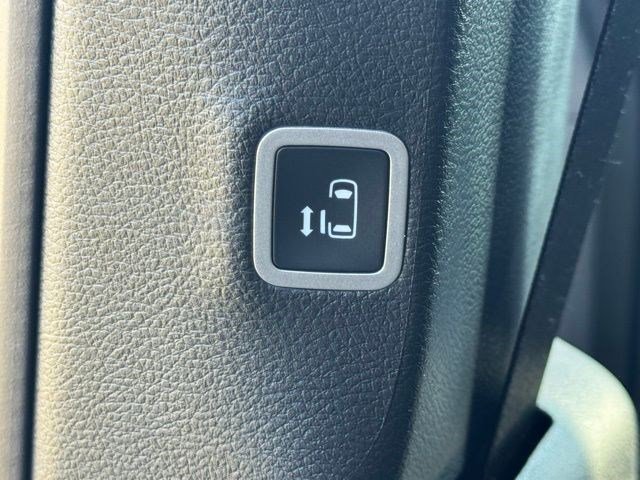 New 2026 Chrysler Pacifica Select image 33
