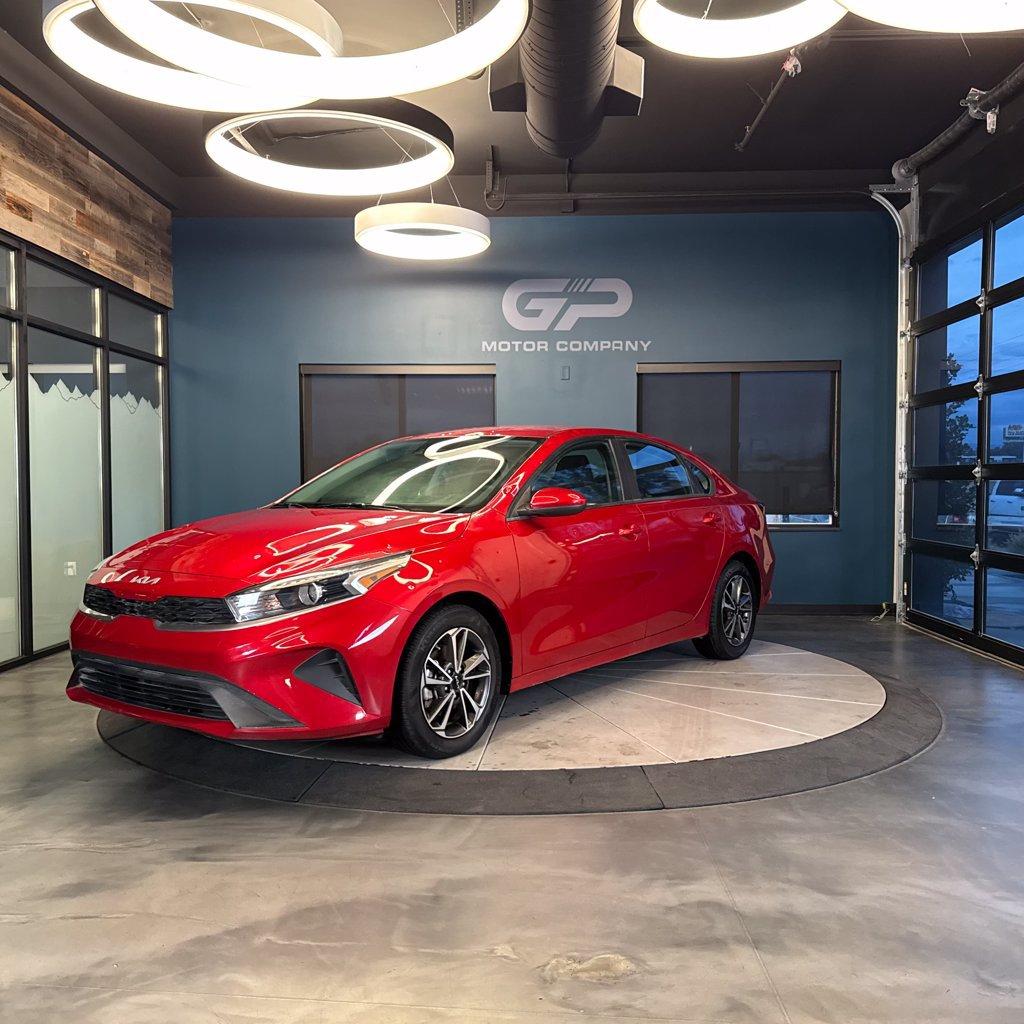 Used 2022 Kia Forte LXS FWD image 7