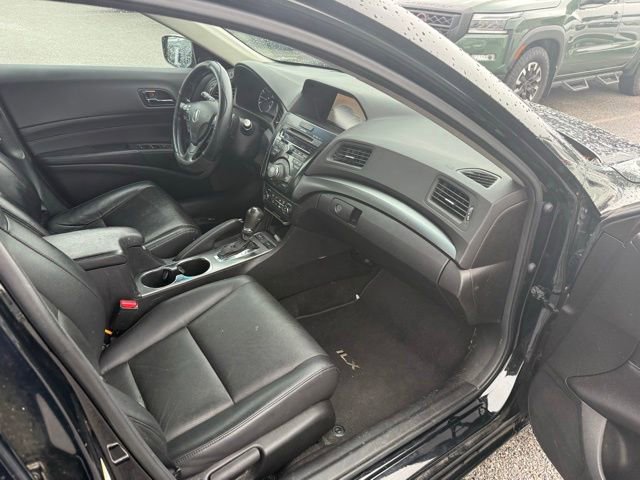 Used 2014 Acura ILX w/ Technology Package FWD image 11