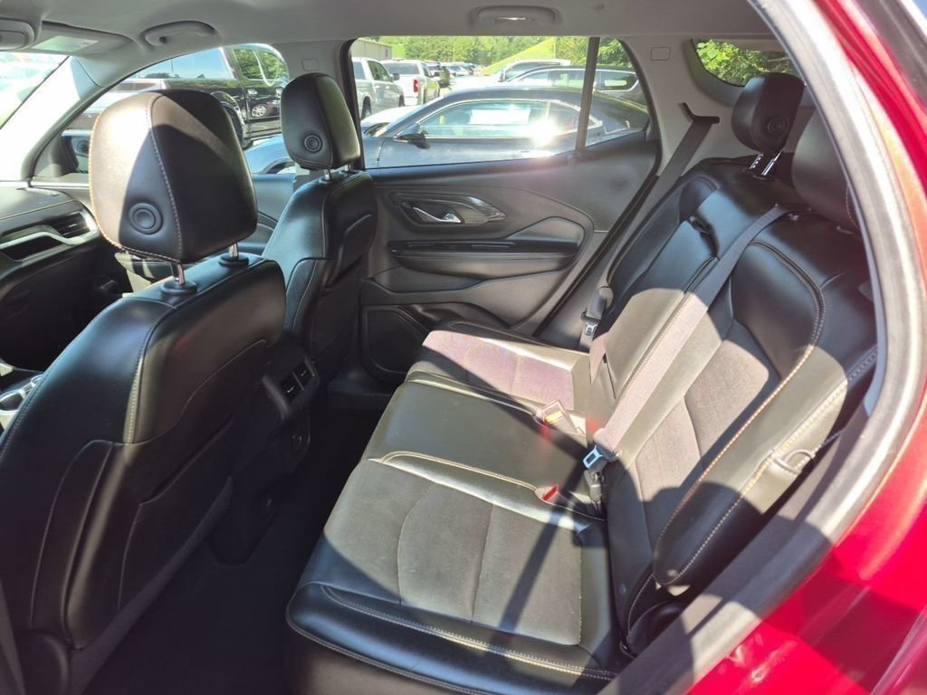 Used 2018 GMC Terrain SLT AWD/4WD image 4