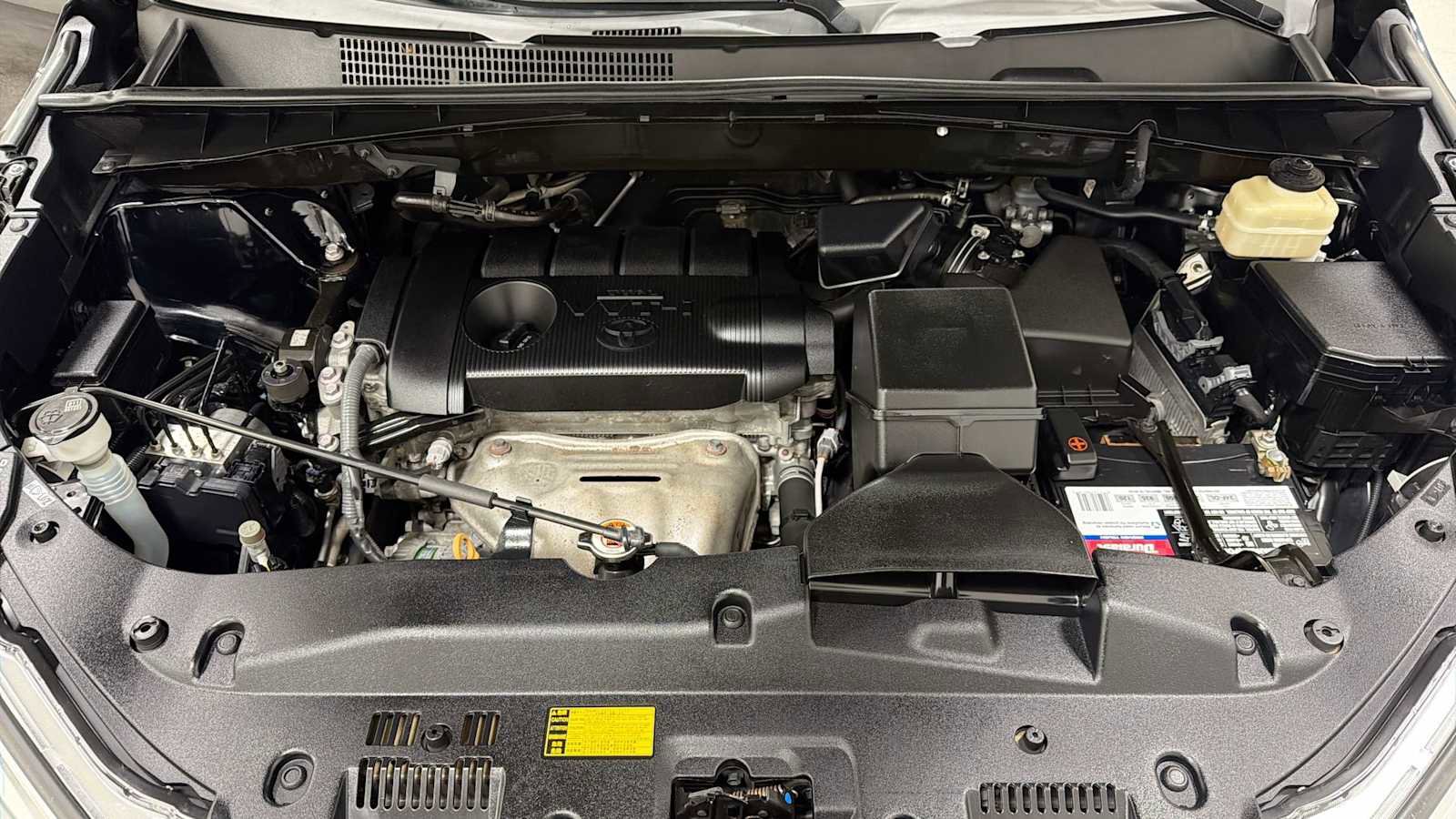 Certified 2018 Toyota Highlander LE FWD image 30
