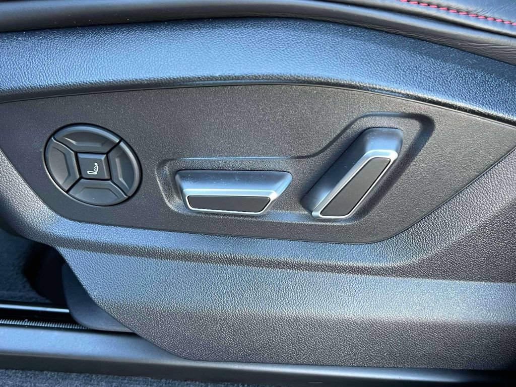 Used 2025 Audi RS Q8 performance AWD/4WD image 18