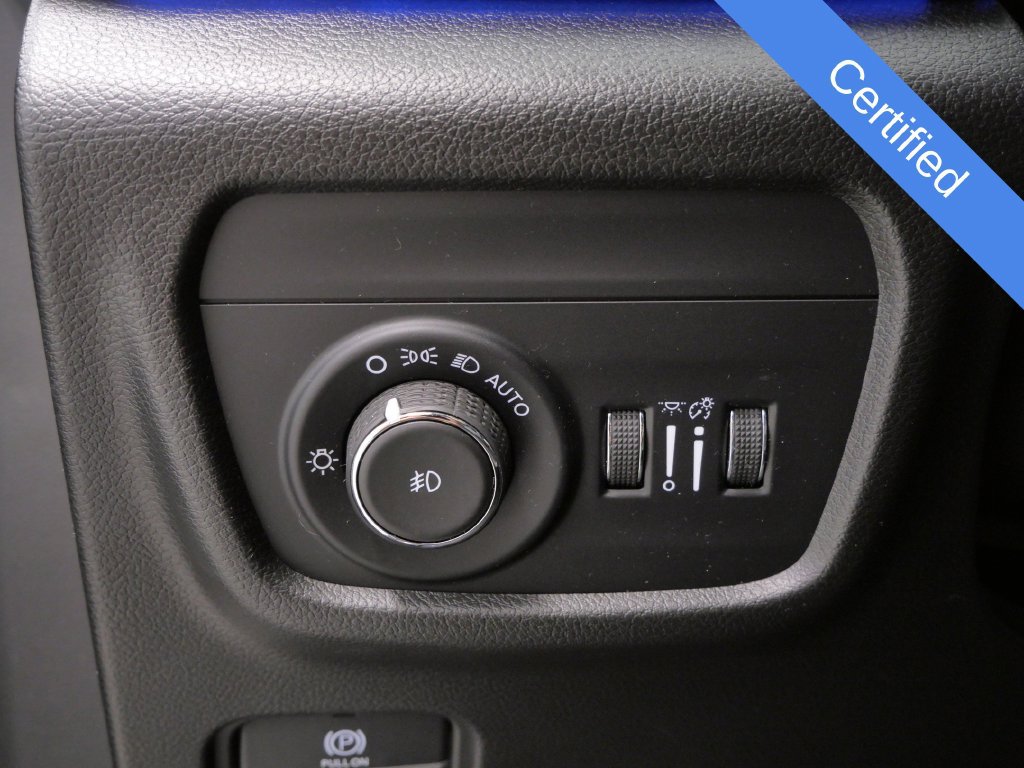 Used 2023 Jeep Grand Cherokee Overland AWD/4WD image 20