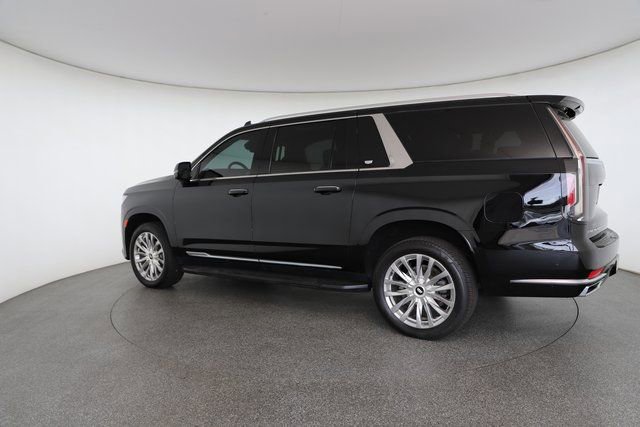 Used 2022 Cadillac Escalade ESV Premium Luxury image 9