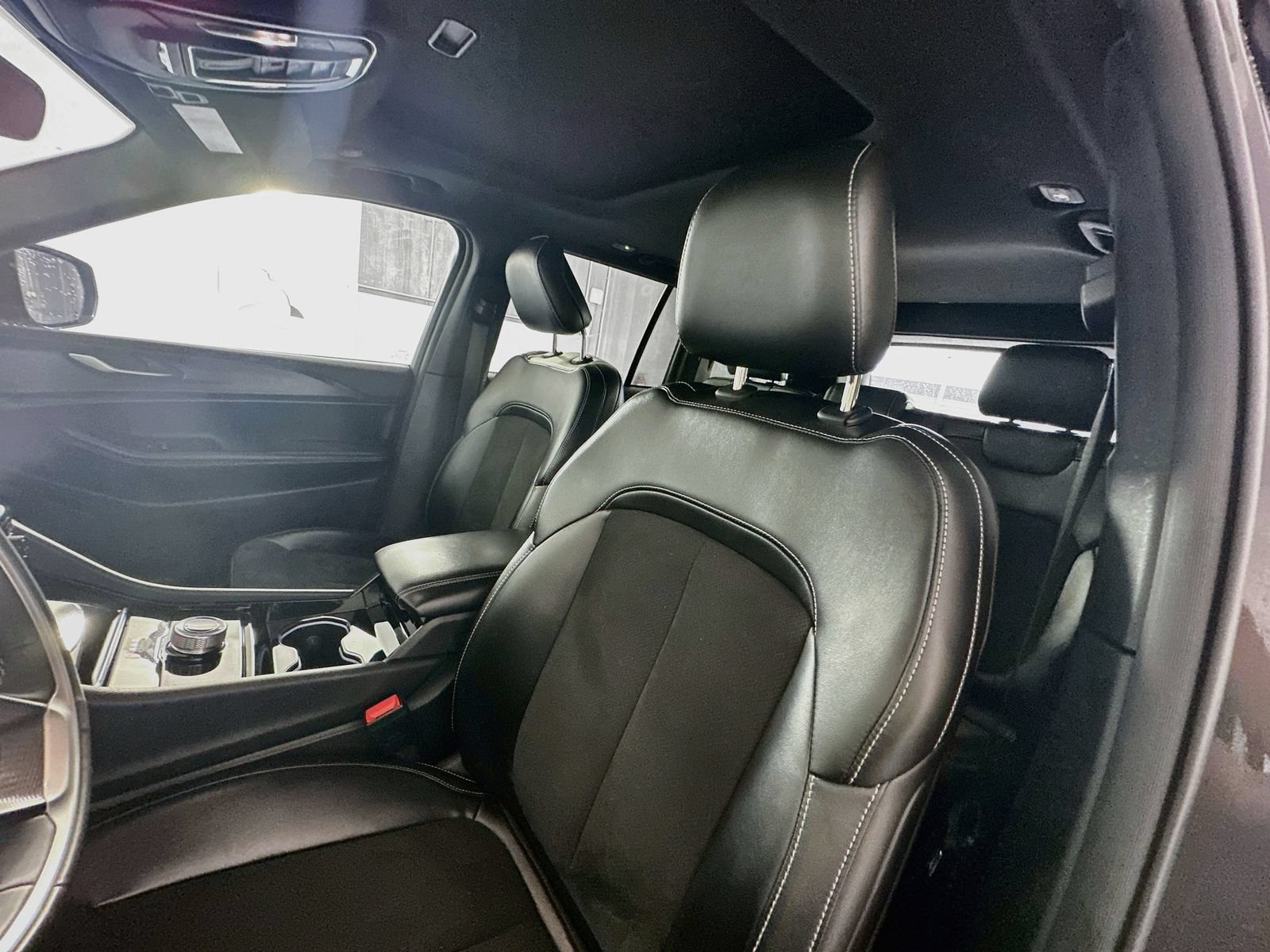 Used 2023 Jeep Grand Cherokee Altitude AWD/4WD image 20