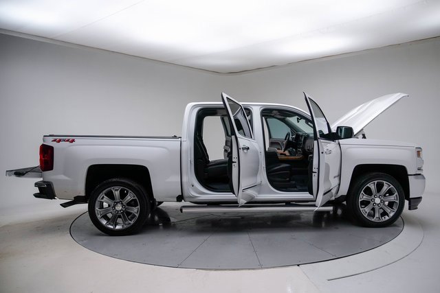 Used 2018 Chevrolet Silverado 1500 LTZ w/ LTZ Plus Package image 13