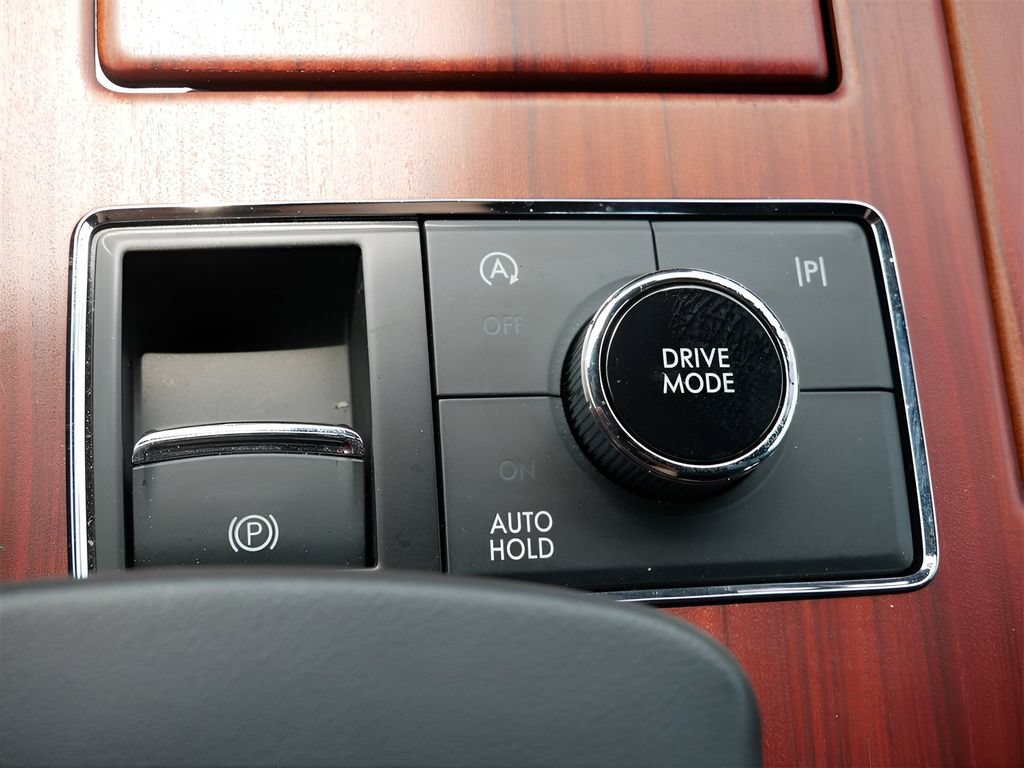Used 2024 Lincoln Navigator L Reserve AWD/4WD image 24