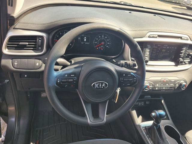 Used 2018 Kia Sorento FWD image 30
