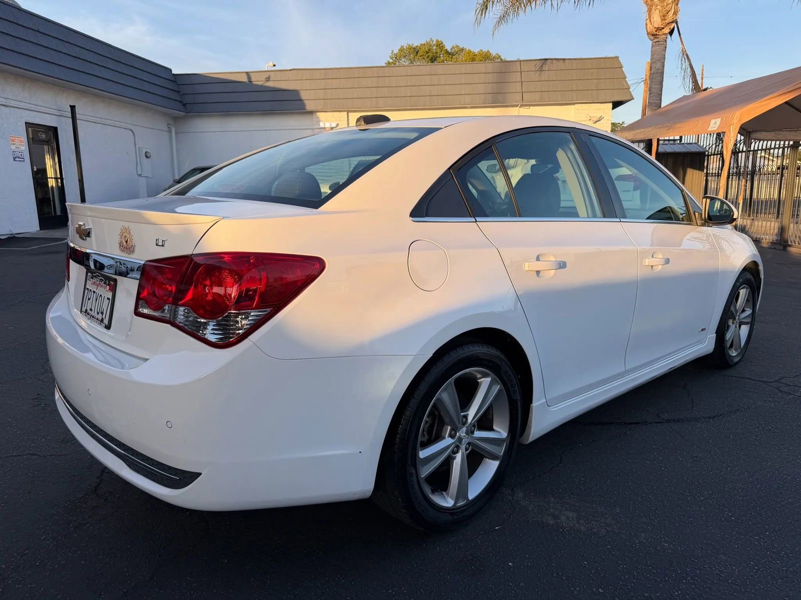 Used 2016 Chevrolet Cruze LT w/ Enhanced Safety Package image 25