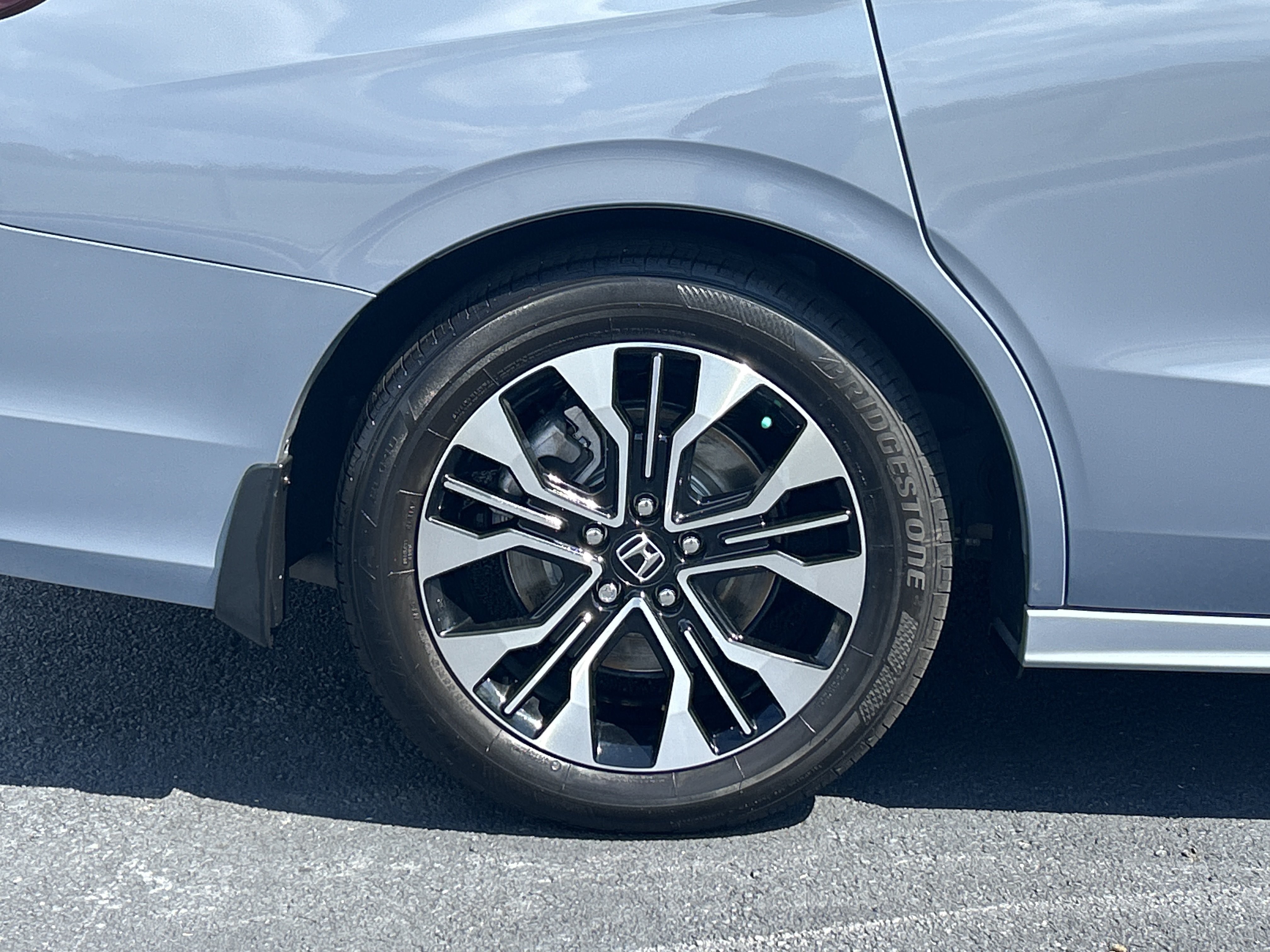 Certified 2025 Honda Odyssey Elite image 34