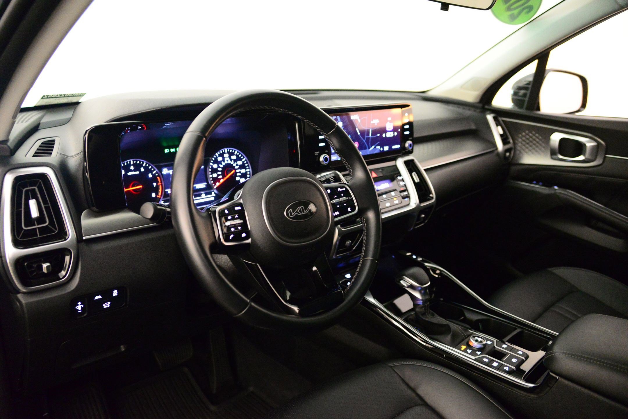 Used 2021 Kia Sorento SX image 27