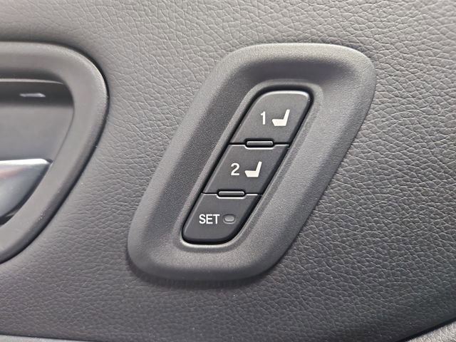 Certified 2025 Honda Pilot Touring image 25