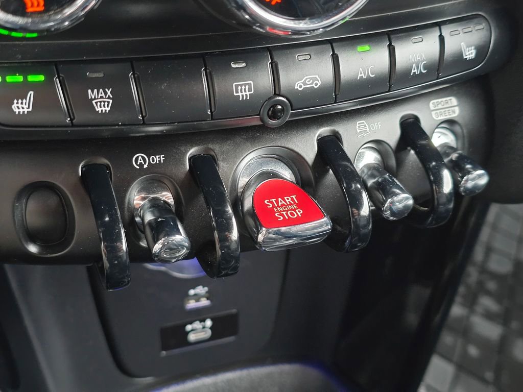 Used 2021 MINI Cooper S w/ Sidewalk Package image 21