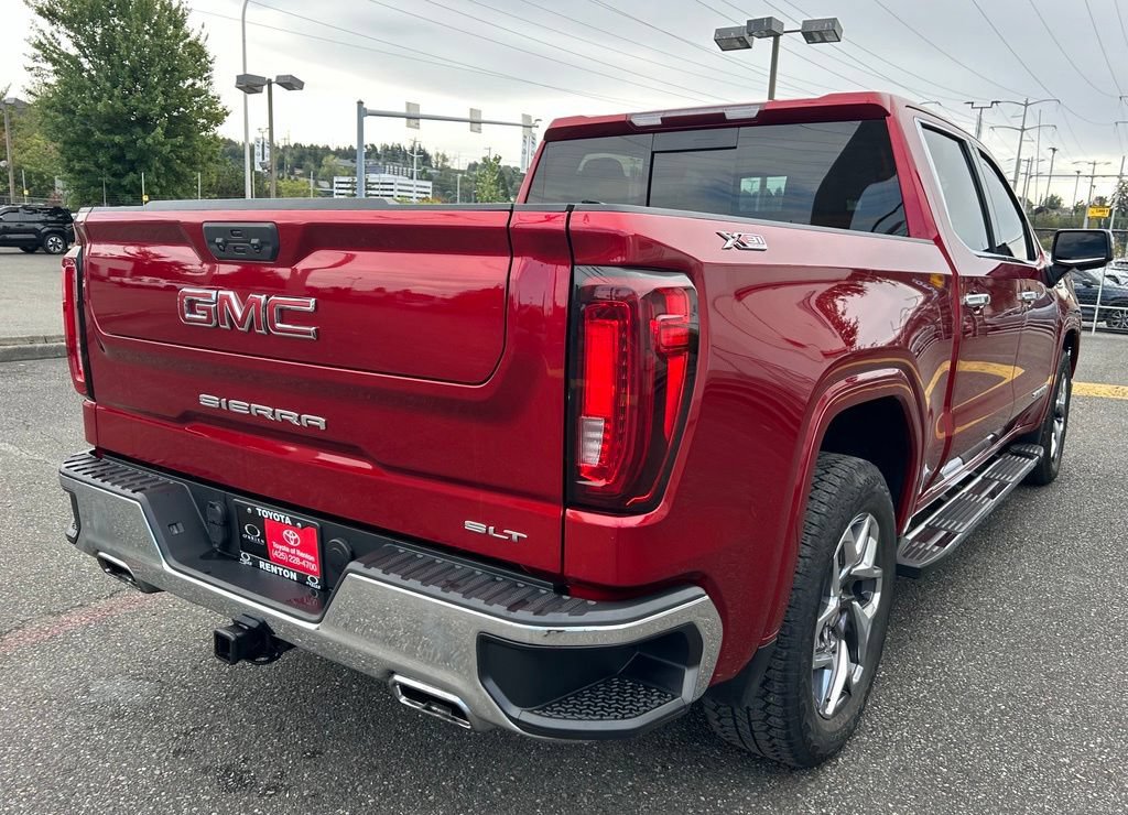Used 2023 GMC Sierra 1500 SLT w/ SLT Premium Package AWD/4WD image 5
