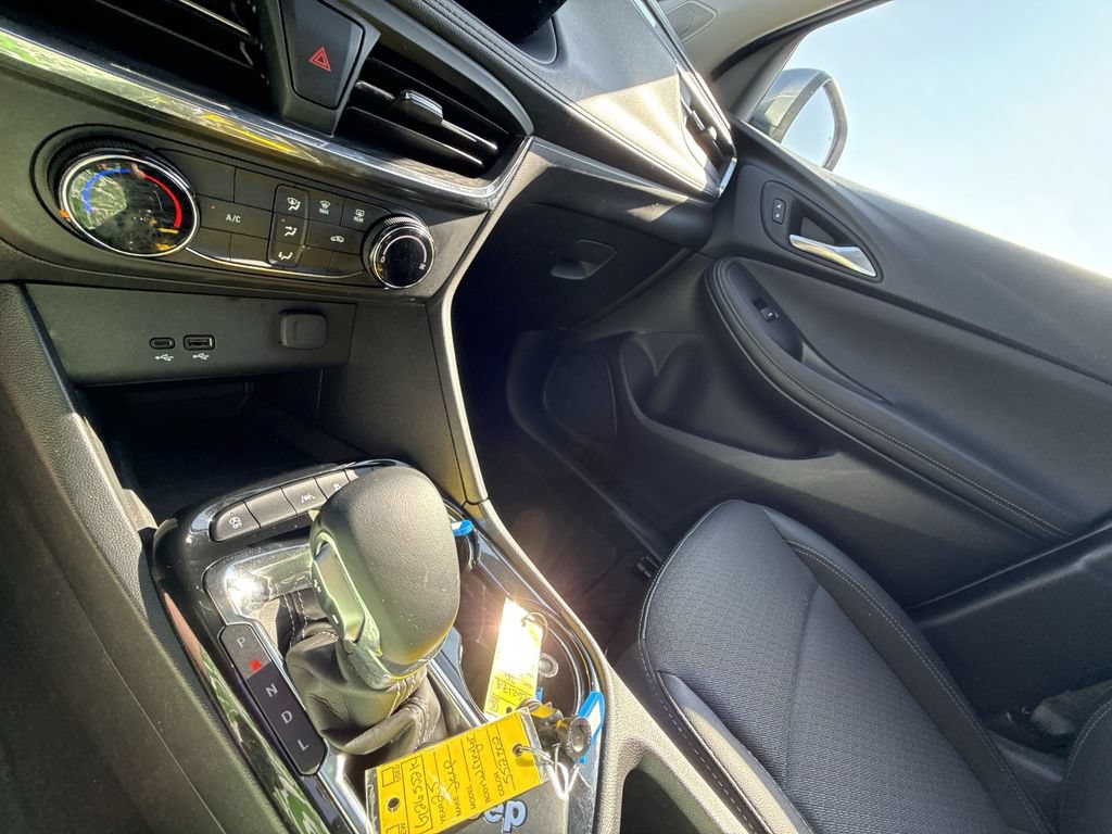 Certified 2026 Buick Encore GX Preferred FWD image 22