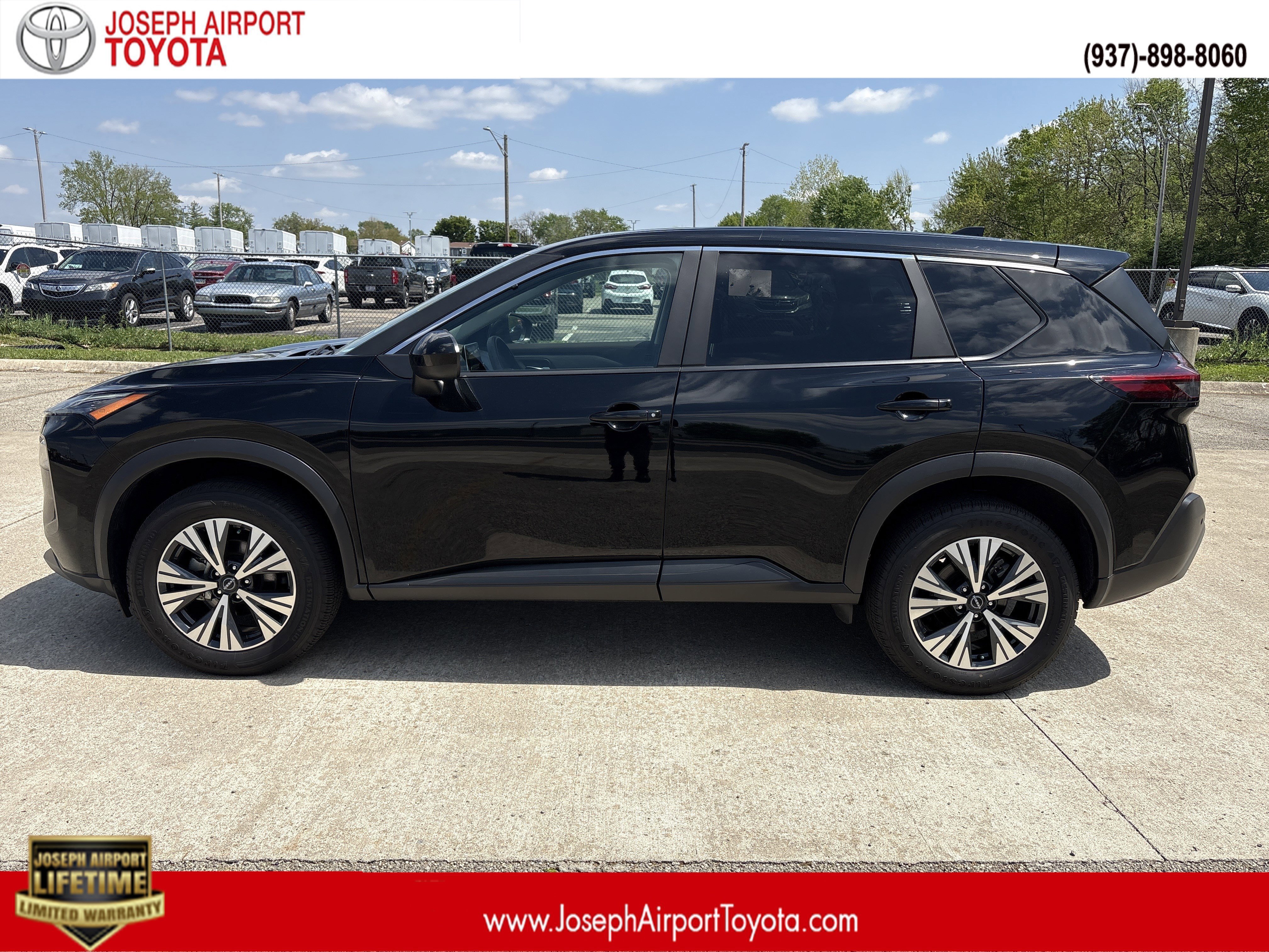 Used 2023 Nissan Rogue SV