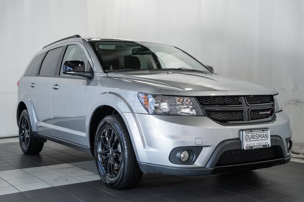 Used 2019 Dodge Journey SE w/ Premium Group