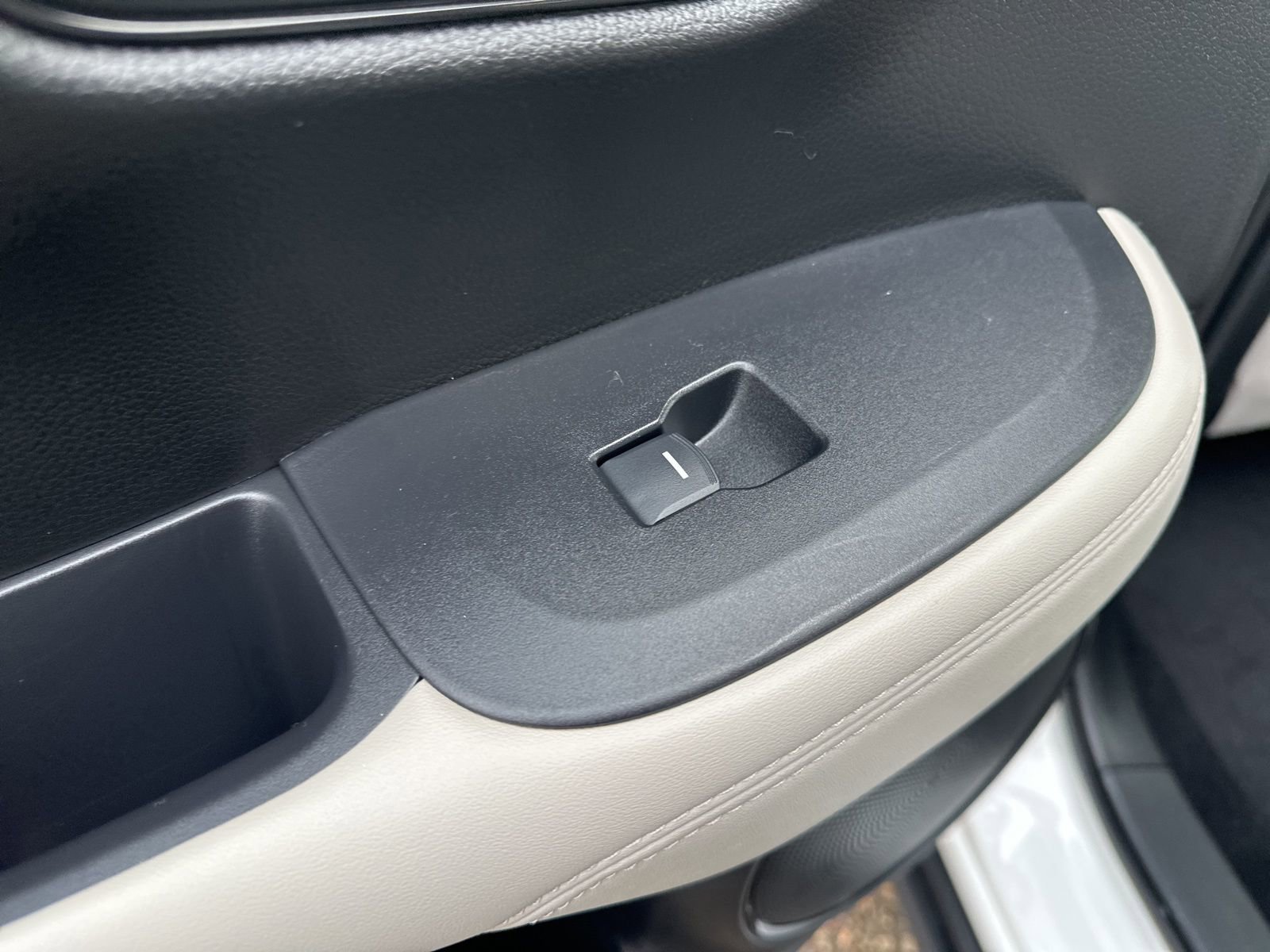 Used 2023 Honda HR-V LX image 20