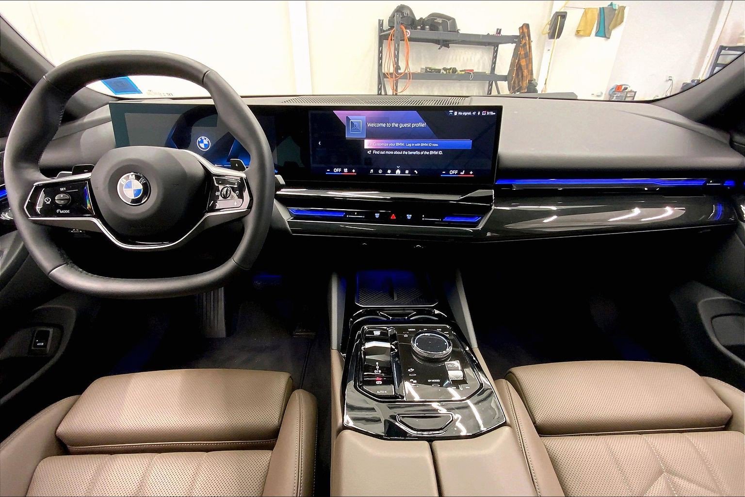 Used 2024 BMW 530i xDrive w/ Convenience Package AWD/4WD image 16