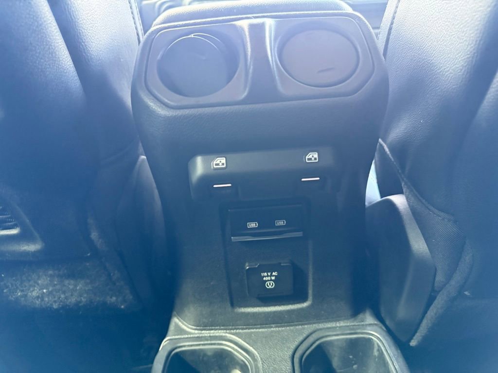 Used 2023 Jeep Gladiator Mojave w/ Cold Weather Group image 9