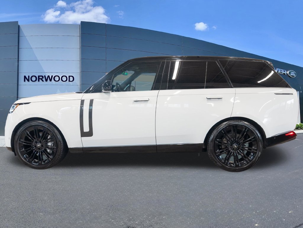 Certified 2023 Land Rover Range Rover SE AWD/4WD image 7