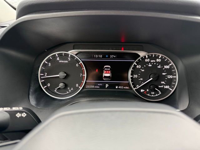 Certified 2025 Nissan Rogue SV image 18