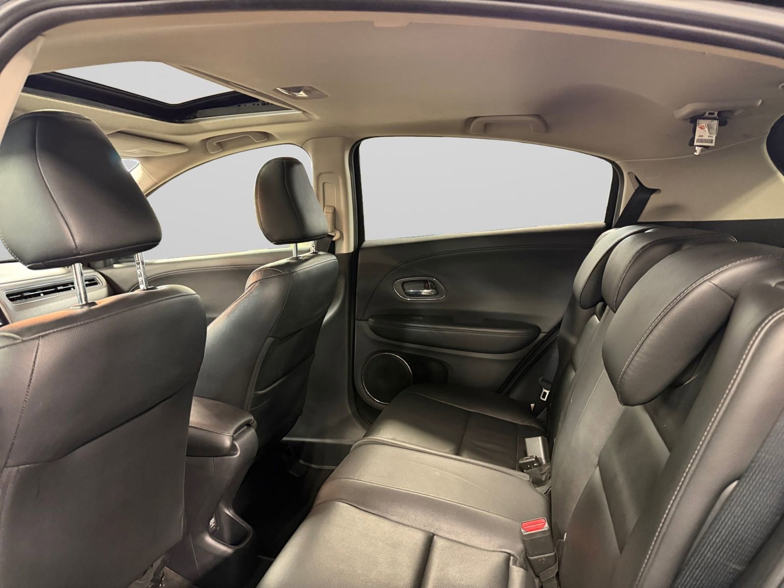 Used 2017 Honda HR-V EX-L image 39